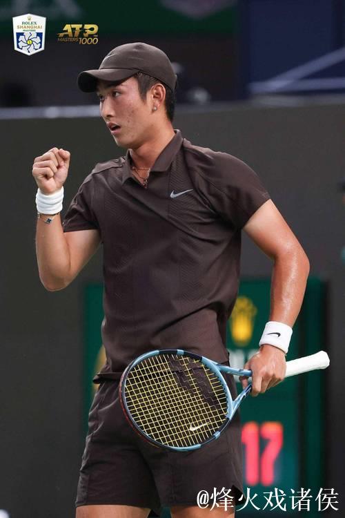 ATP上海大师赛 商竣程1-2不敌对手无缘16强 ATP上海大师赛 商竣程1-2不敌对手无缘16强