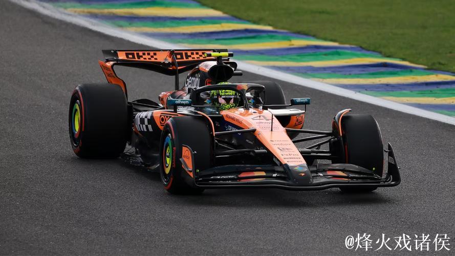 F1圣保罗站：诺里斯摘桂冠 维斯塔潘从维修区起步勇夺季军